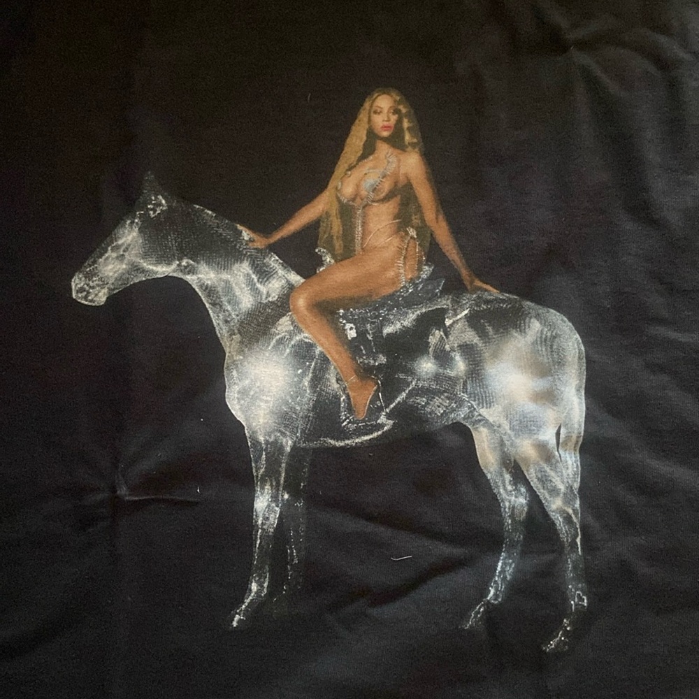 COPY - Beyonce renaissance act i box/pose 1